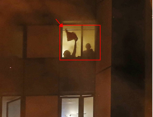 ���ش���е������·������죬��������ƴ���]��