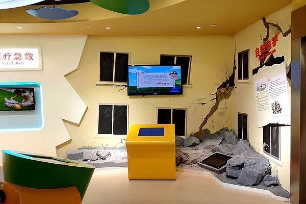 vr�����w���