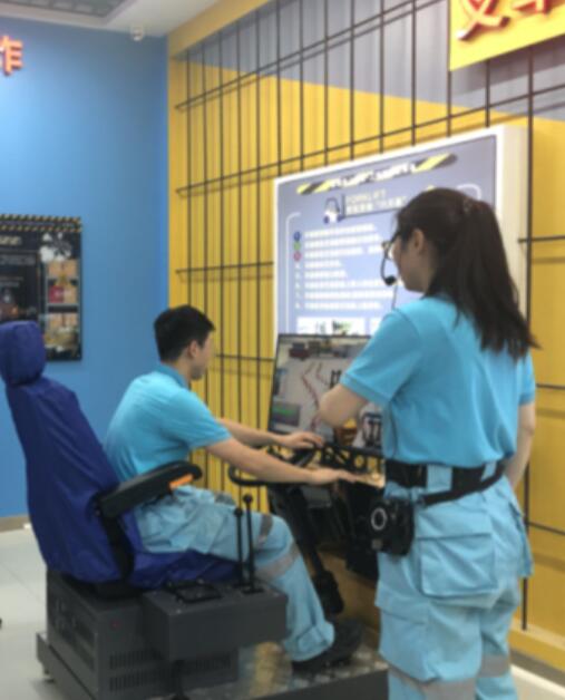 ��܇ģ�M�{��w�